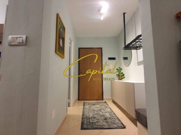 APARTAMENT ME QERA 1+1 ISH TREGU ELEKTRIK 600 EURO