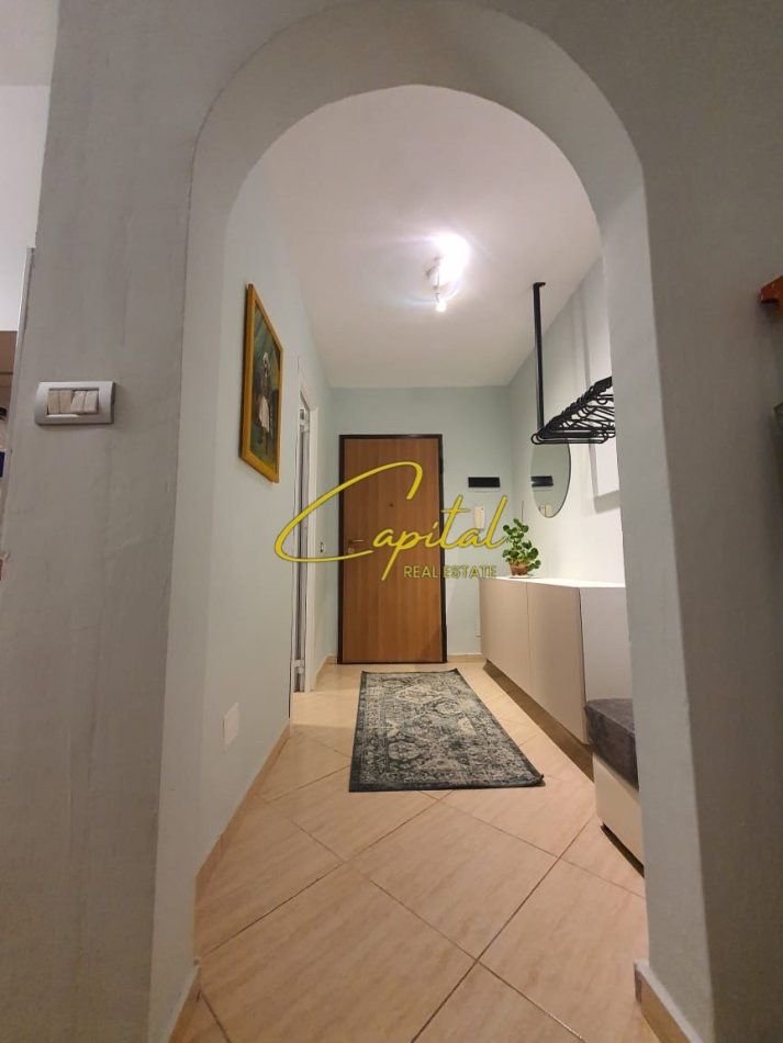 APARTAMENT ME QERA 1+1 ISH TREGU ELEKTRIK 600 EURO
