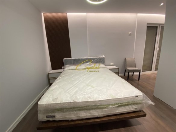 APARTAMENT ME QERA 2+1 LIQENI I THATE 80.000 LEKE