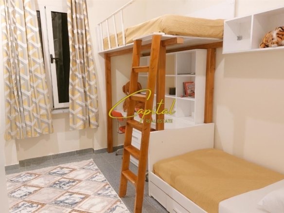 APARTAMENT ME QERA 2+1 QENDER 600 EURO