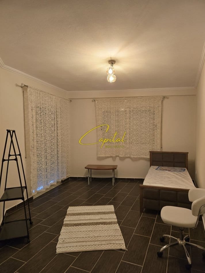 APARTAMENT ME QERA 2+1 YZBERISHT 500 EURO