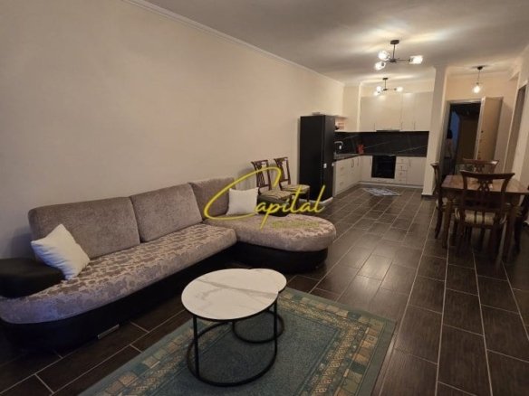 APARTAMENT ME QERA 2+1 YZBERISHT 500 EURO
