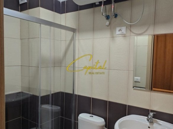 APARTAMENT ME QERA 2+1 YZBERISHT 500 EURO