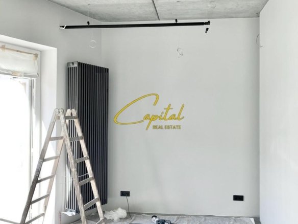 SHITET DYQAN 21 M2 PAZARI I RI 250.000 EURO