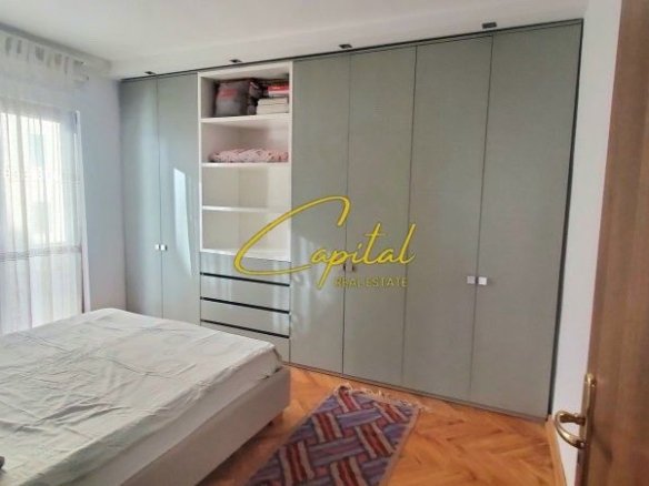 APARTAMENT ME QERA 1+1 MYSLYM SHYRI 55.000 LEKE
