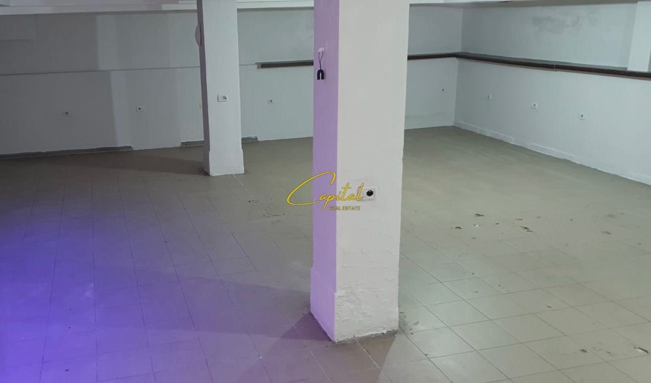 AMBIENT BIZNESI ME QERA 170 M2 VASIL SHANTO 750 EURO