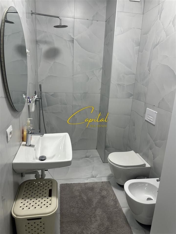 APARTAMENT ME QERA 1+1 ALI DEMI 45.000 LEKE
