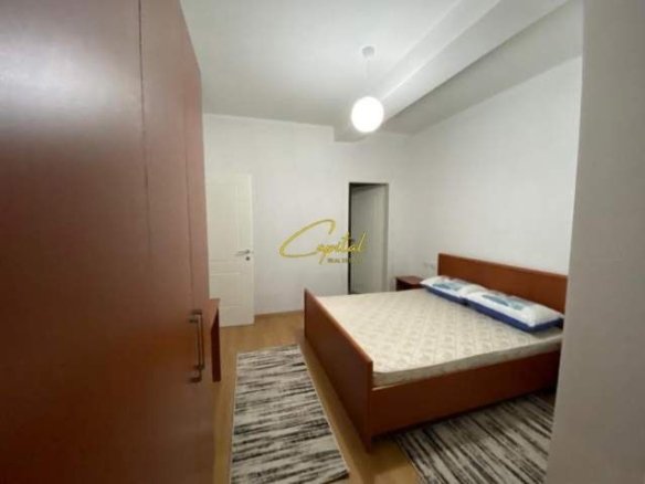 APARTAMENT ME QERA 3+1 5 MAJI 65.000 LEKE
