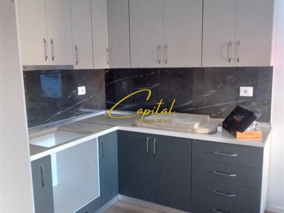 APARTAMENT ME QERA 1+1 ALI DEMI 45.000 LEKE