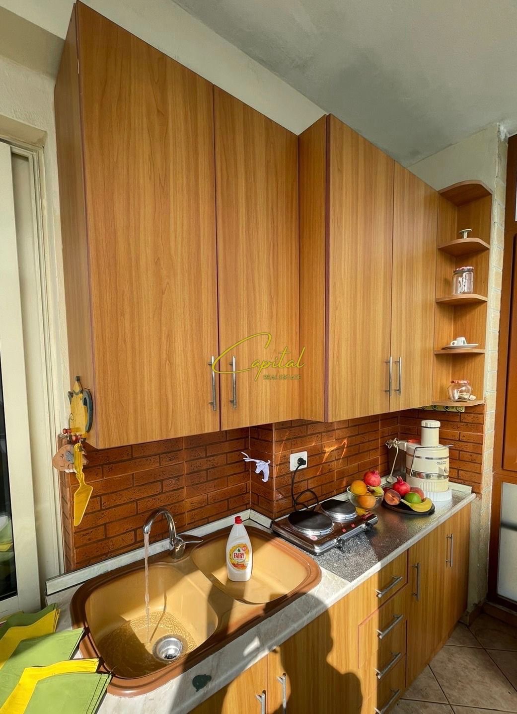 APARTAMENT ME QERA 1+1 PAZARI I RI 50.000 LEKE
