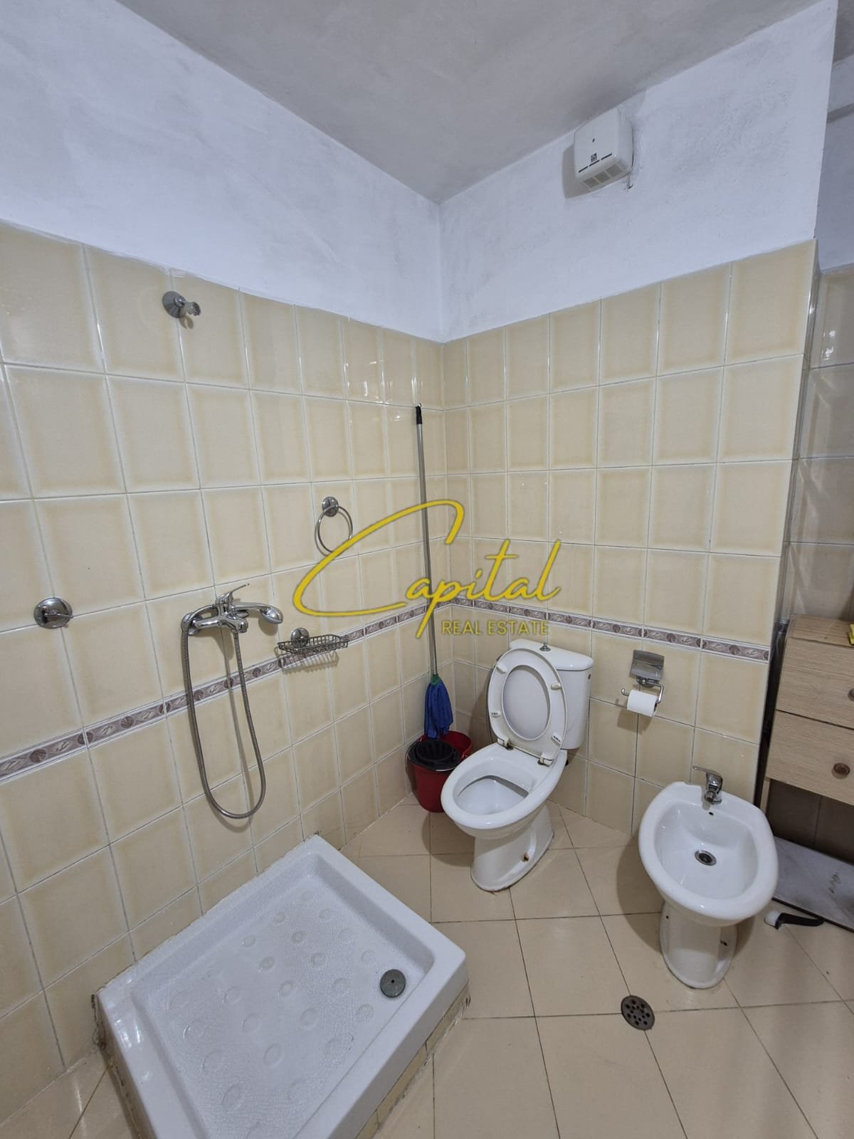 WhatsApp Image 2025-10-29 at 10.32.35 AM (1) APARTAMENT ME QERA 2+1 VASIL SHANTO 650 EURO