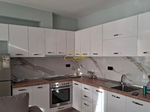 APARTAMENT ME QERA 1+1 SELVIA 65.000 LEKE