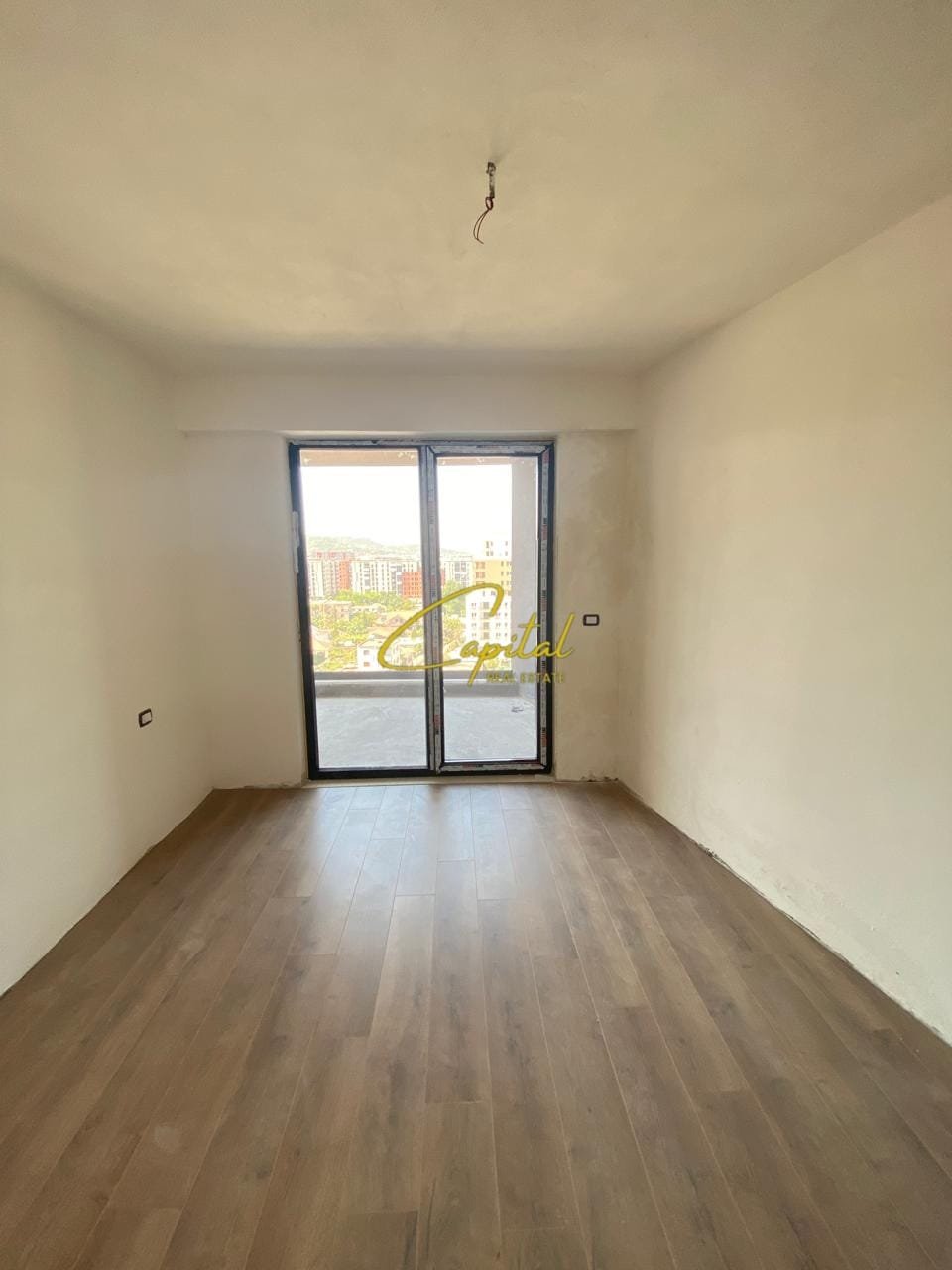 SHITET APARTAMENT 2+1 ISH FUSHA AVIACIONIT 166.000 EURO