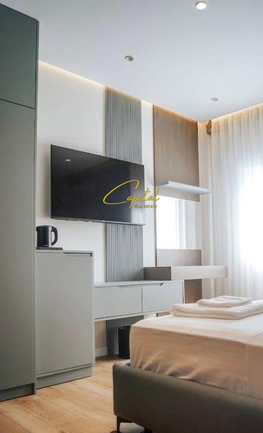 SHITET HOTEL 1.500 M2 VLORE 3.000.000 EURO