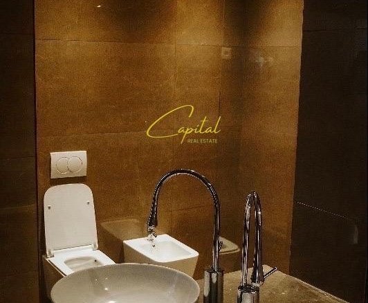 SHITET HOTEL 1.500 M2 VLORE 3.000.000 EURO