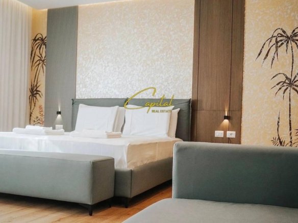 SHITET HOTEL 1.500 M2 VLORE 3.000.000 EURO