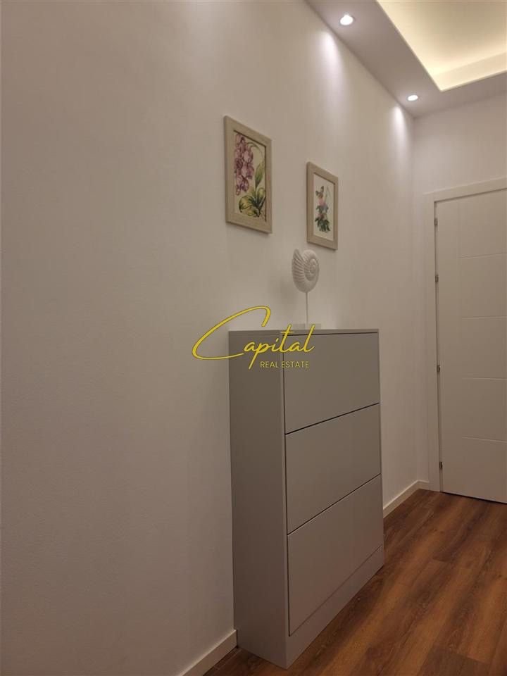 APARTAMENT ME QERA 1+1 RRUGA E DURRESIT 60.000 LEKE