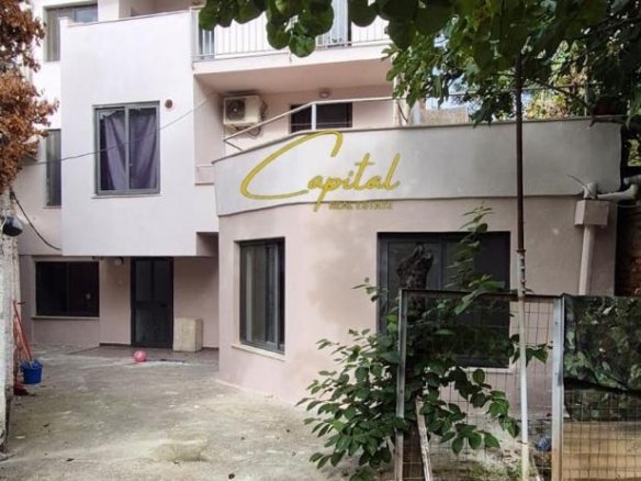 VILE PRIVATE ME QERA 240 M2 SELVIA 1.300 EURO