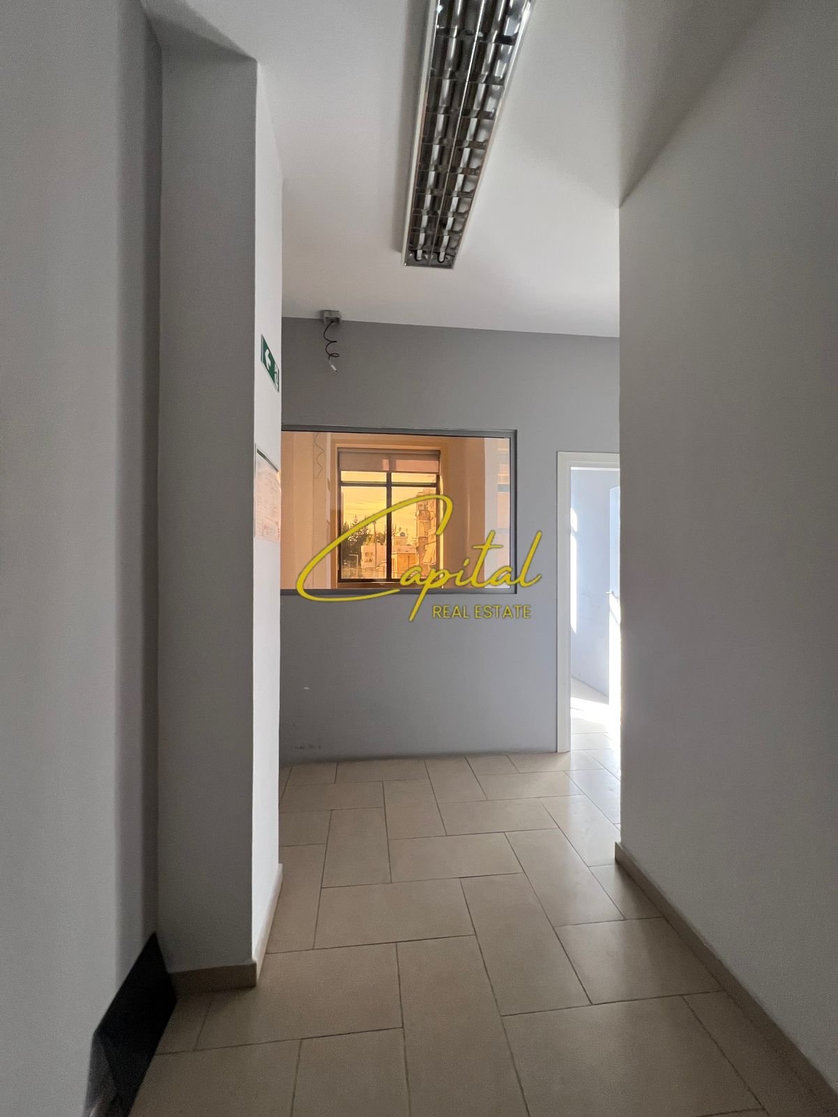 AMBIENT BIZNESI ME QERA 350 M2 RRUGA E ELBASASNIT 3000 EURO