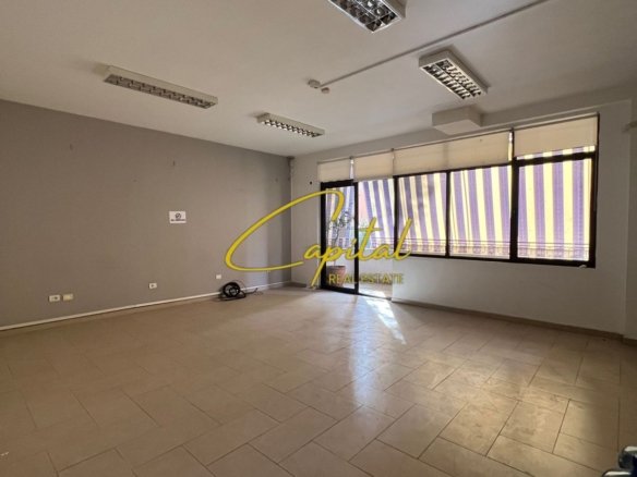 AMBIENT BIZNESI ME QERA 350 M2 RRUGA E ELBASASNIT 3000 EURO