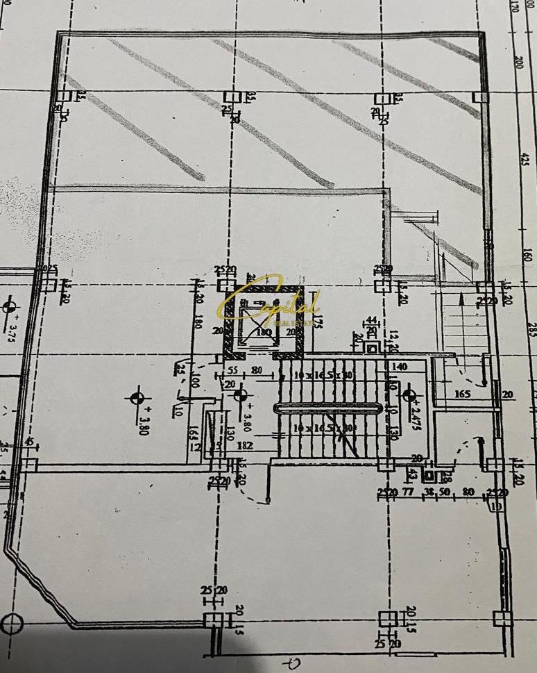 AMBIENT BIZNESI ME QERA 80 M2 URA E NISHARAKUT 85.000 LEKE
