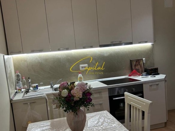 APARTAMENT ME QERA 2+1 VASIL SHANTO 55.000 LEKE