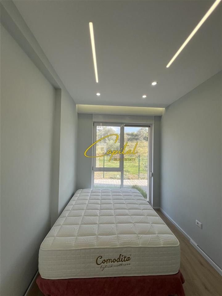 VILE PRIVATE ME QERA 200 M2 FARKE 140.000 LEKE