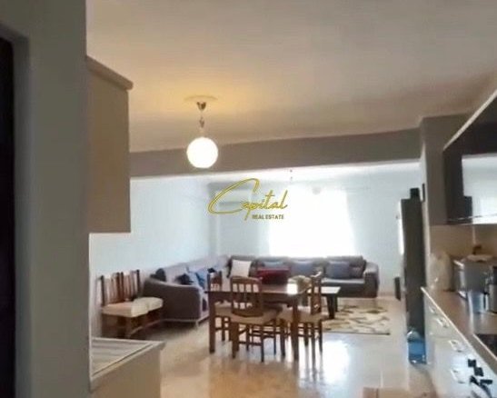 APARTAMENT ME QERA 2+1 RRUGA DRITAN HOXHA 60.000 LEKE