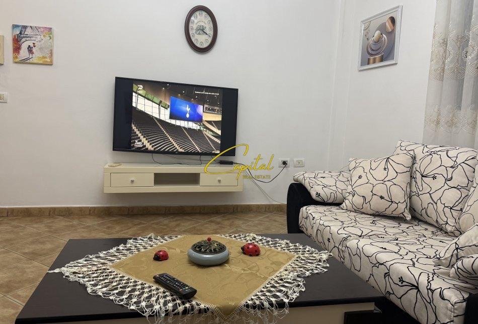 APARTAMENT ME QERA 2+1 URA E NISHARAKUT 600 EURO