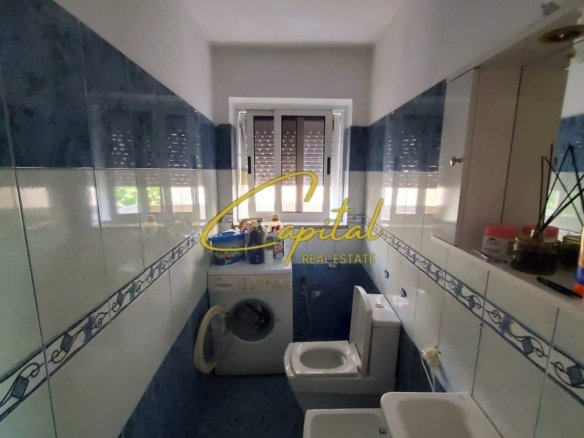 SHITET APARTAMENT 3+1+2 21 DHJETORI 225.000 EURO