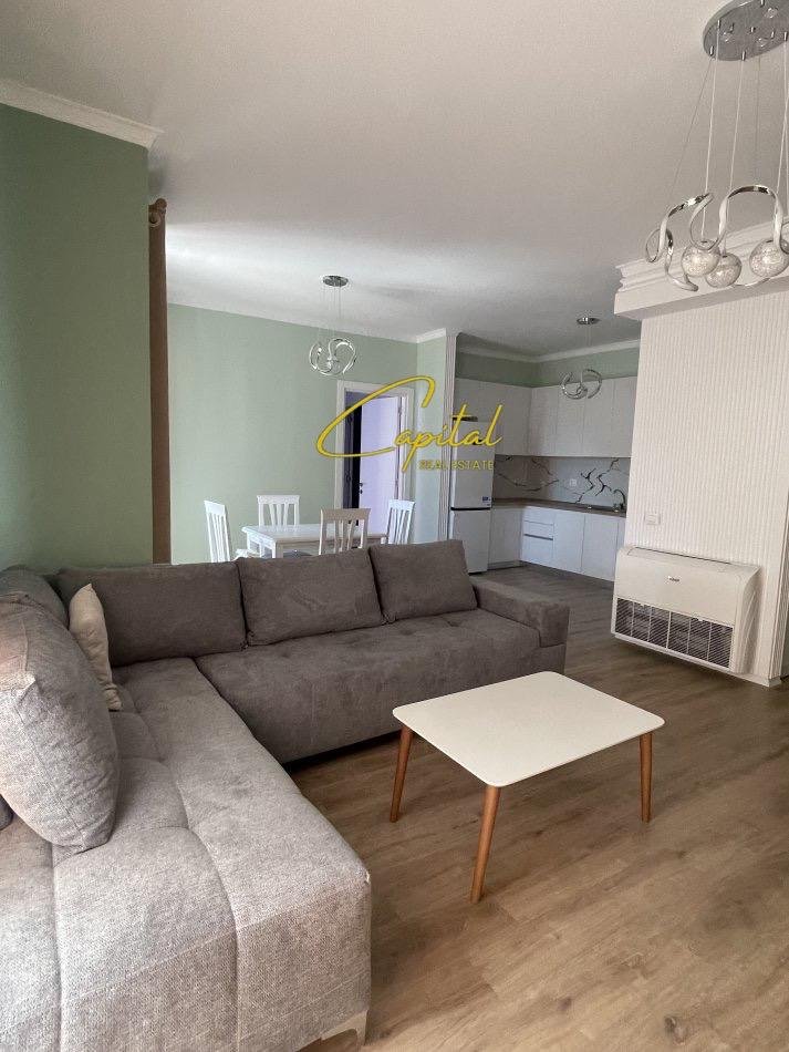APARTAMENT ME QERA 2+1 MYSLYM SHYRI 1.150 EURO