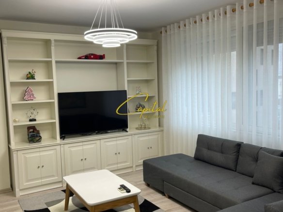 APARTAMENT ME QERA 1+1 RRUGA E DURRESIT 1000 EURO
