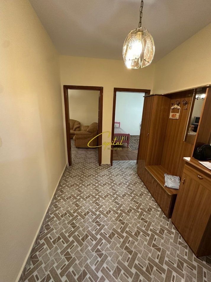 APARTAMENT ME QERA 3+1 BULEVARDI ZOGU 1 55.000 LEKE