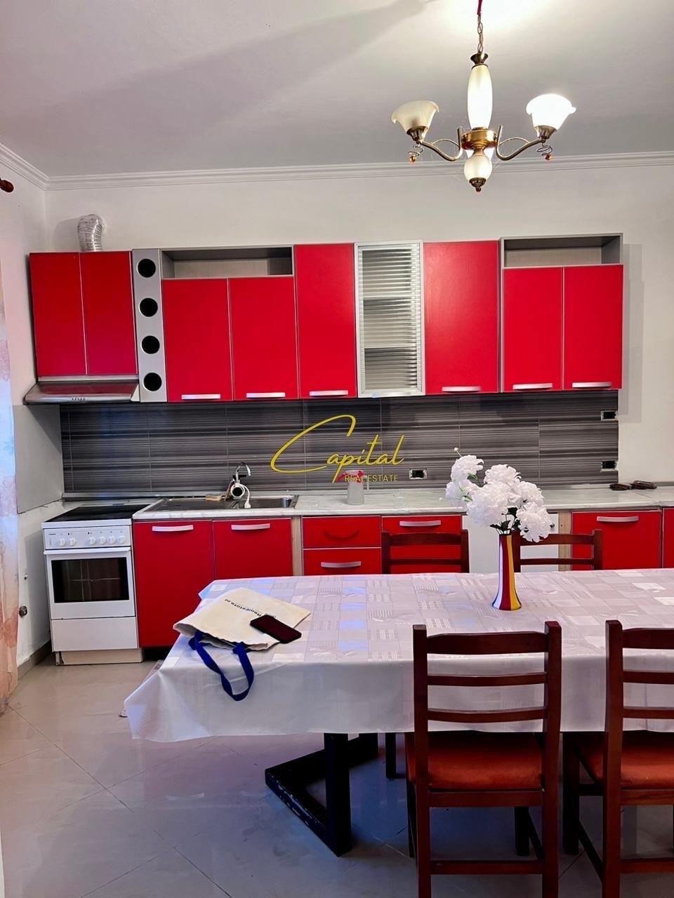 APARTAMENT ME QERA 2+1 SELITE 50.000 LEKE