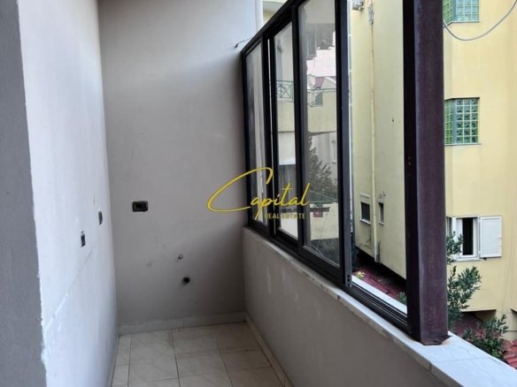 APARTAMENT ME QERA 2+1 SELITE 50.000 LEKE
