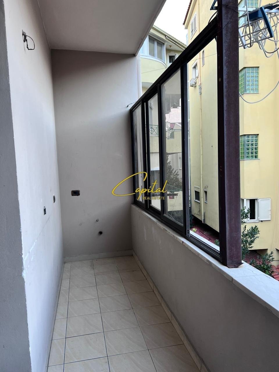 APARTAMENT ME QERA 2+1 SELITE 50.000 LEKE