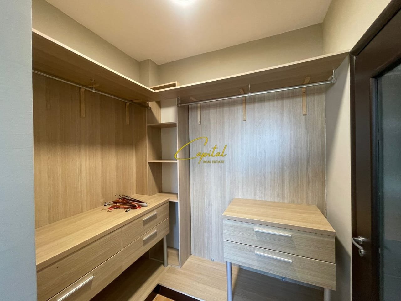 SHITET APARTAMENT 2+1+2 ASTIR 157.000 EURO