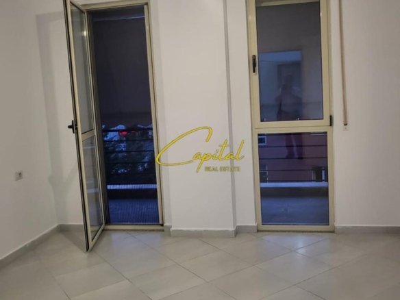 ZYRE ME QERA 95 M2 DON BOSKO 650 EURO