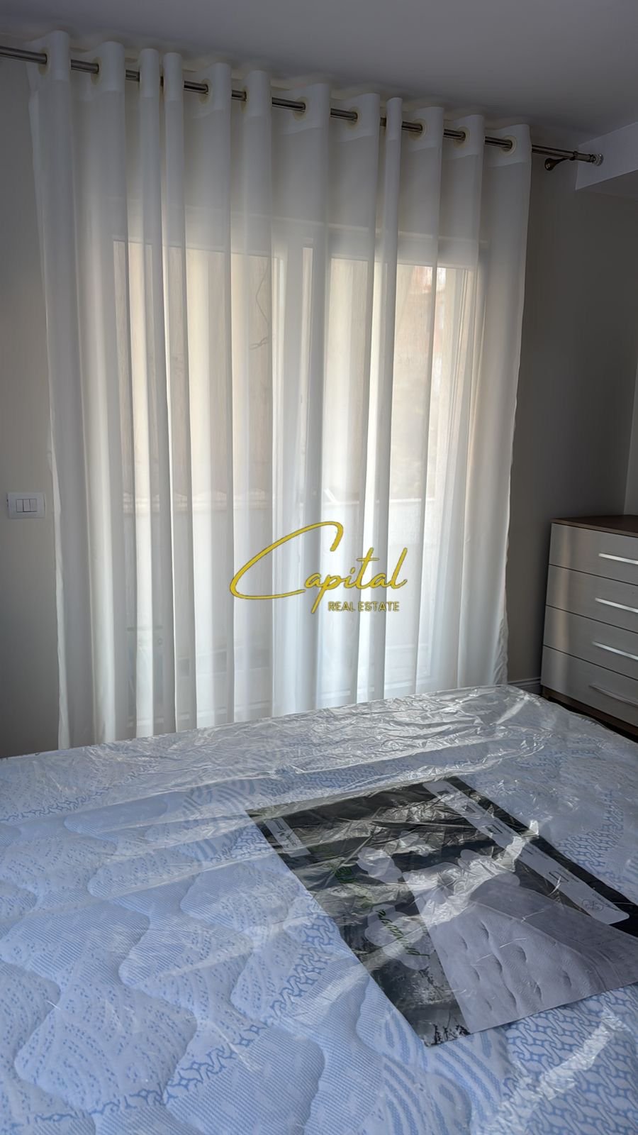 APARTAMENT ME QERA 1+1 ISH STACIONI TRENIT 65.000 LEKE