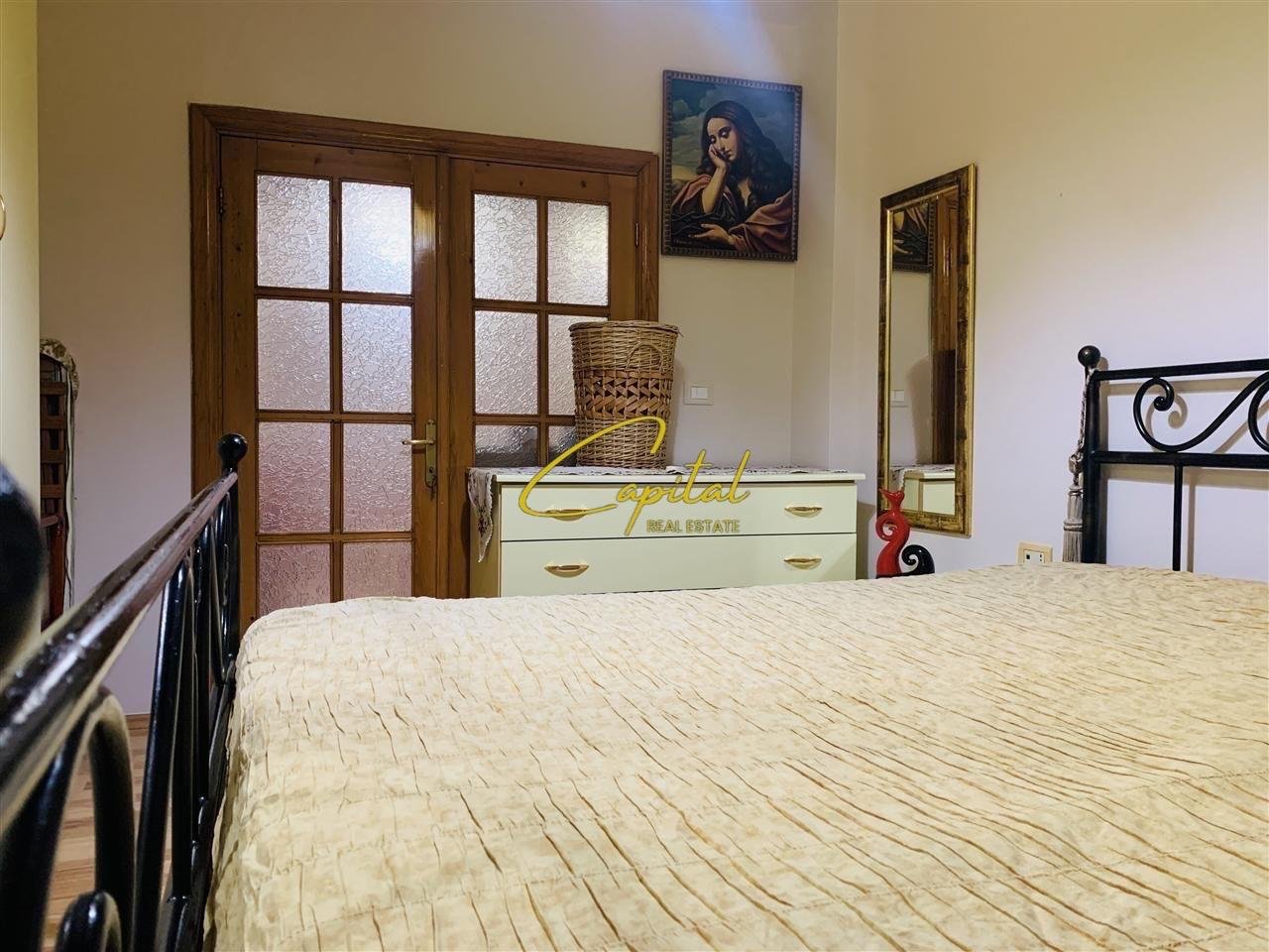 APARTAMENT ME QERA 2+1 MINE PEZA 63.000 LEKE