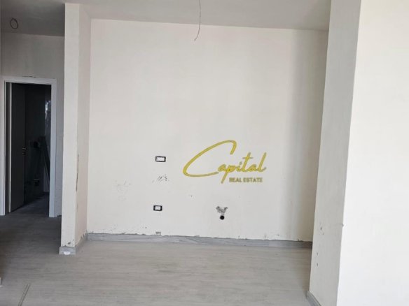 SHITET APARTAMENT 3+1+2 RRUGA MINE PEZA 355.000 EURO