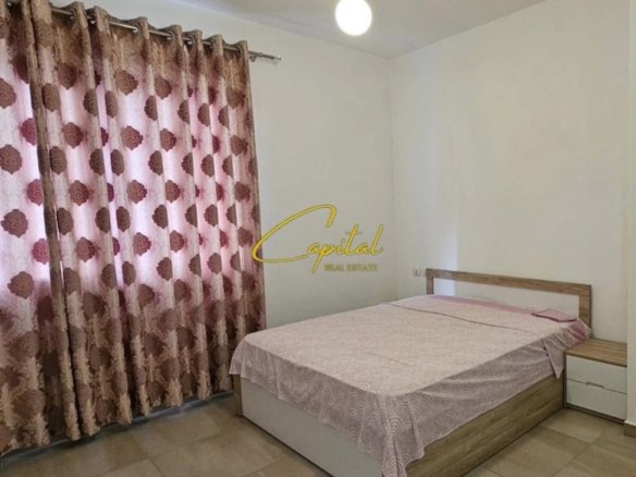 APARTAMENT ME QERA 1+1 KOPSHTI BOTANIK 500 EURO