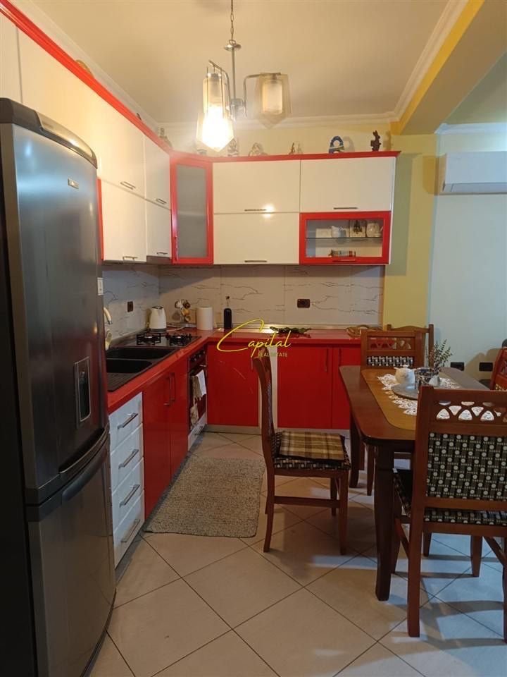 WhatsApp Image 2025-11-11 at 1.02.21 PM (1) APARTAMENT ME QERA 2+1 VILAT GJERMANE 60.000 LEKE