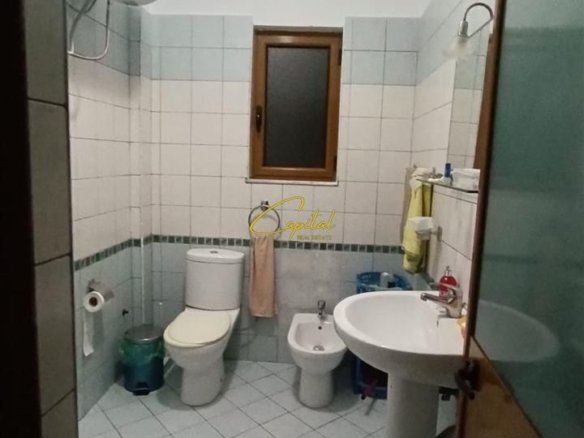APARTAMENT ME QERA 2+1 VILAT GJERMANE 60.000 LEKE