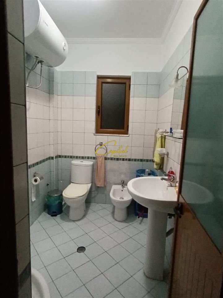 WhatsApp Image 2025-11-11 at 1.02.24 PM APARTAMENT ME QERA 2+1 VILAT GJERMANE 60.000 LEKE
