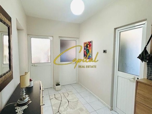 SHITE APARTAMENT 2+1 ISH TREGU ELEKTRIK 150.000 EURO