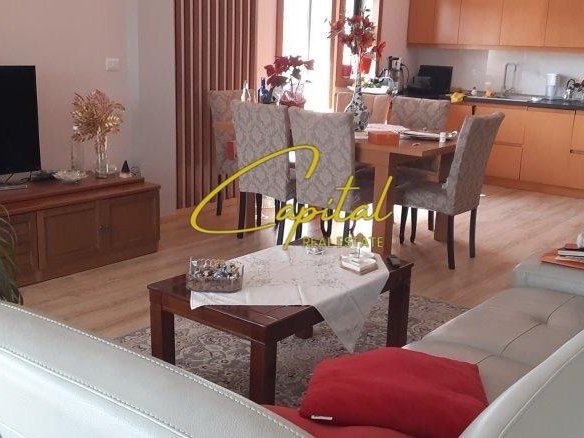 APARTAMENT ME QERA 2+1 FRESKU 600 EURO