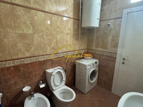 APARTAMENT ME QERA 2+1 ISH FUSHA AVIACIONIT 650 EURO