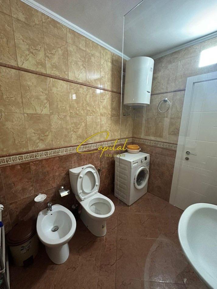 APARTAMENT ME QERA 2+1 ISH FUSHA AVIACIONIT 650 EURO