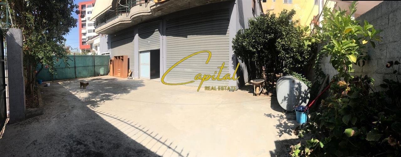 MAGAZINE ME QERA 156 M2 FABRIKA E MIELLIT 100.000 LEKE